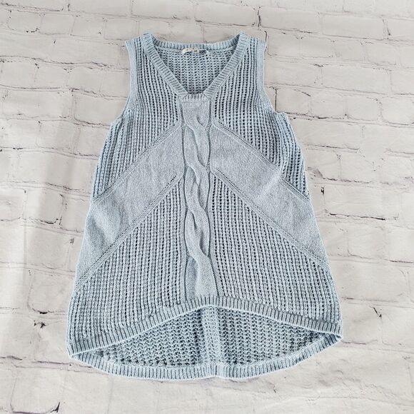🔺️Cabi Blue Silk Blend Knit Hi-Low Sleeveless Sweater XSmall - Picture 3 of 14